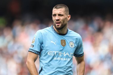 Manchester City 'den Mateo Kovai Premier League maçı sırasında Manchester City, Etihad Stadyumu' nda Brentford 'a karşı, 14 Eylül 2024