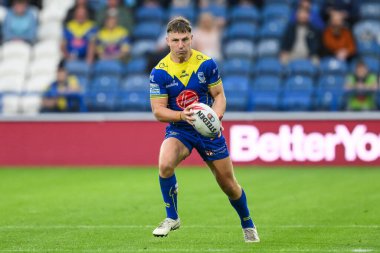 Warrington Wolves 'tan George Williams, Betfred Süper Lig 26. Raundda John Smith' in Stadyumu 'nda Huddersfield Giants ve Warrington Wolves maçında ilk hamlesini yaptı.