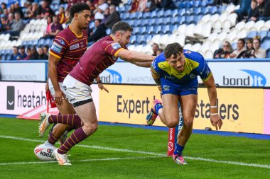 Warrington Wolves 'tan Matty Ashton Betfred Süper Lig 26. Raundda John Smith' in Stadyumu 'nda Huddersfield Giants' a karşı Warrington Wolves maçına gidiyor.