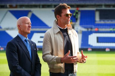 Tom Wagner ve Tom Brady (Birmingham City 'nin ortakları), Birmingham City vs Wrexham maçından önce St. Andrew' s @ Knighthead Park, Birmingham, Birleşik Krallık, 16 Eylül 2024 'te sorguya çekilmiştir.