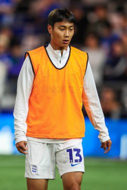 Birmingham City 'den Paik Seung Ho, Birmingham City ile Wrexham maçından önce St. Andrew' s @ Knighthead Park, Birmingham, İngiltere 'de 16 Eylül 2024' de ısınıyor.