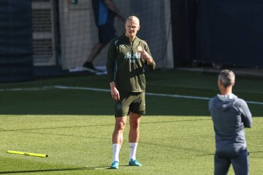 Manchester Şampiyonlar Ligi Manchester City ve Inter Milan Basın Konferansı sırasında Manchester City 'den Erling Haaland, Etihad Stadyumu, Manchester, İngiltere, 17 Eylül 2024