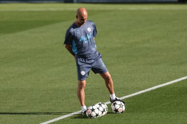Manchester Şampiyonlar Ligi Manchester City - Inter Milan Basın Konferansı sırasında Manchester City 'nin Pep Guardiola teknik direktörü. Etihad Stadyumu, Manchester, Birleşik Krallık, 17 Eylül 2024