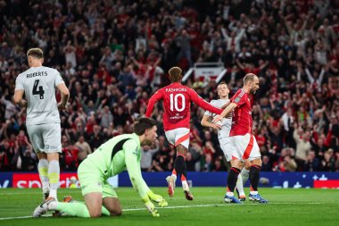 Manchester United takımından Marcus Rashford, 17 Eylül 2024 'te Old Trafford, Manchester, İngiltere' de oynanan Carabao Cup 3. Raund karşılaşmasında 1-0 kazanma golünü kutluyor.