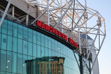 Old Trafford Stadyumu 'nun dış görünüşü, 17 Eylül 2024 tarihinde Manchester United' ın Old Trafford, Manchester 'da oynadığı Carabao Kupası 3. Raund karşılaşmasında