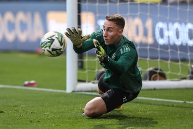 Fulham 'dan Steven Benda Carabao Kupası maçında ısınma turunda Preston North End Fulham' a karşı Deepdale, Preston, Birleşik Krallık, 17 Eylül 2024