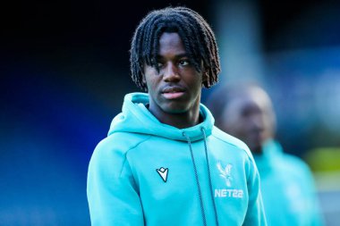 Kristal Saray 'dan Franco Umeh-Chibueze, 17 Eylül 2024' te Londra 'daki Kiyan Prince Vakfı Stadyumu' nda oynanan Carabao Kupası maçı öncesinde Matrade Loftus Road Stadyumu 'na geldi.