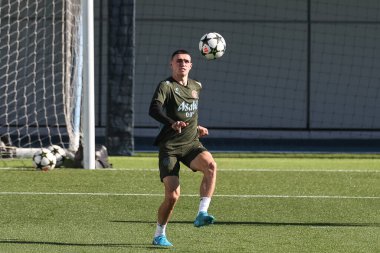 Manchester Şampiyonlar Ligi Manchester City, Inter Milan Basın Konferansı sırasında Manchester City 'den Phil Foden, Etihad Stadyumu, Manchester, İngiltere, 17 Eylül 2024