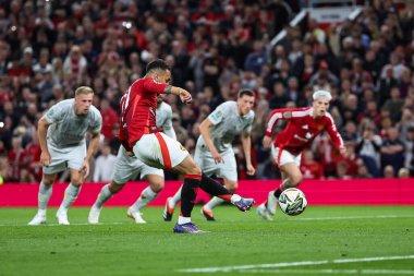 Manchester United takımından Antony, 17 Eylül 2024 'te Old Trafford, Manchester' da oynanan Carabao Kupası 3. Raund karşılaşmasında 2-0 berabere kaldı.