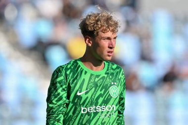 UEFA Şampiyonlar Ligi sahne maçı sırasında Inter Milan 'dan Matteo Zamarian Manchester City, Manchester Stadyumu' nda Inter Milan 'a karşı 18 Eylül 2024