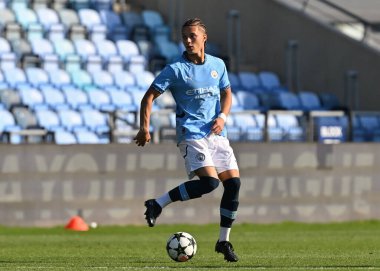 Manchester City 'den Matthew Henderson-Hall, Manchester City - Inter Milan maçında 18 Eylül 2024' te Joie Stadyumu 'nda maç yapıyor.