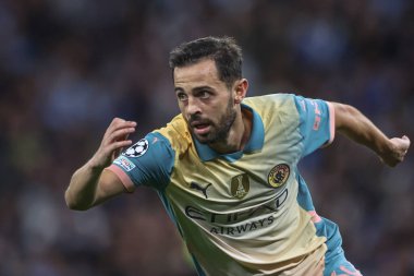 Manchester City 'den Bernardo Silva UEFA Şampiyonlar Ligi sahne maçı sırasında Manchester City - Inter Milan Etihad Stadyumu, Manchester, Birleşik Krallık, 18 Eylül 2024