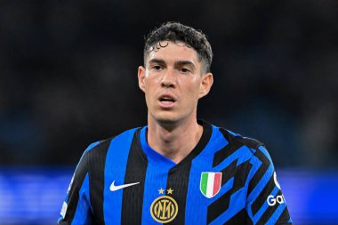 Inter Milan 'dan Alessandro Bastoni UEFA Şampiyonlar Ligi sahne maçı sırasında Manchester City - Inter Milan Etihad Stadyumu, Manchester, İngiltere, 18 Eylül 2024