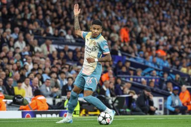 Manchester City 'den Savinho, 18 Eylül 2024' te Etihad Stadyumu 'nda Manchester City ile Inter Milan arasındaki UEFA Şampiyonlar Ligi sahne maçı sırasında eylemde.