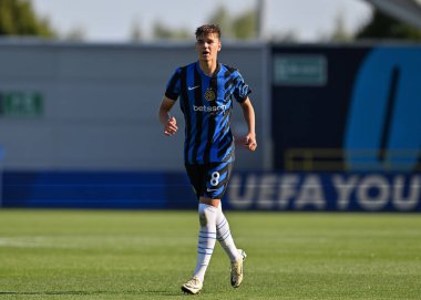 UEFA Şampiyonlar Ligi sahne maçı sırasında Inter Milan 'dan Luka Topalovi Manchester City - Inter Milan maçı sırasında Etihad Stadyumu, Manchester, İngiltere, 18 Eylül 2024