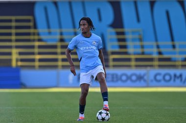 Manchester City 'den Kaden Braithwaite UEFA Şampiyonlar Ligi sahne maçı sırasında Etihad Stadyumu' nda Manchester City 'ye karşı Inter Milan, 18 Eylül 2024