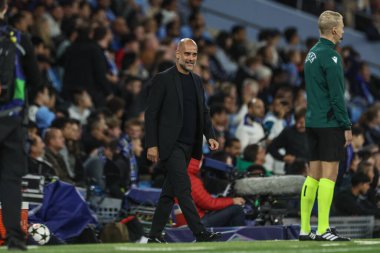Manchester City teknik direktörü UEFA Şampiyonlar Ligi sahne maçı sırasında 18 Eylül 2024 'te Etihad Stadyumu' nda Manchester City - Inter Milan maçında tepki gösterdi.