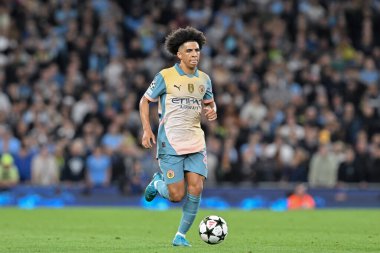 Manchester City 'den Rico Lewis UEFA Şampiyonlar Ligi sahne maçı sırasında Etihad Stadyumu' nda Manchester City ile Inter Milan arasında 18 Eylül 2024 'te oynanacak.