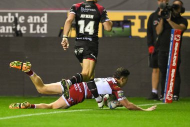 Wigan Warriors 'dan Jai Field 27. Betfred Süper Lig Turu' nda Wigan Warriors ile Salford Red Devils arasında oynanan Wigan Stadyumu, Wigan, İngiltere 'de 19 Eylül 2024' te oynanan karşılaşmaya gidiyor.