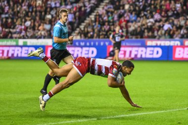 Wigan Warriors 'dan Kruise Leeming, 27. Betfred Süper Lig Turu' nda Wigan Warriors 'a karşı Salford Red Devils' in oynadığı The Brick Community Stadyumu, Wigan, Birleşik Krallık 'ta 19 Eylül 2024' te oynanan karşılaşmaya gidiyor.