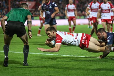 Hull KR 'dan Tom Opaci, 20 Eylül 2024' te İngiltere 'nin Hull kenti Kingston' da oynanan Sewell Group Craven Park 'ta oynanan 27.