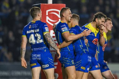 Warrington Wolves takımından Josh Drinkwater, 20 Eylül 202 'de Warrington, İngiltere' deki Halliwell Jones Stadyumu 'nda oynanan 27.