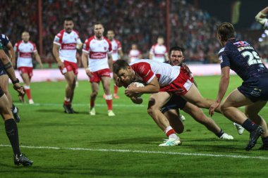 Hull KR 'dan Tom Opaci, 20 Eylül 2024' te İngiltere 'nin Hull kenti Kingston' da oynanan Sewell Group Craven Park 'ta oynanan 27.