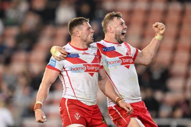 St. Helens 'ten Morgan Knowles, 20 Eylül 2024' te Leigh Spor Köyü, Leigh, İngiltere 'de oynanan 27. Betfred Süper Lig karşılaşmasında 12-10' luk galibiyetini kutluyor.