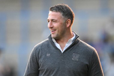 Sam Burgess Warrington Wolves 'un baş antrenörü 27. Betfred Süper Ligi karşılaşması öncesinde Warrington Wolves, Londra Broncos' a karşı Halliwell Jones Stadyumu, Warrington, İngiltere, 20 Eylül 2024