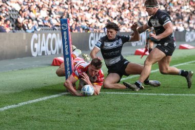 Katalan Ejderhaları 'ndan Tom Davies, 21 Eylül 2024' te MKM Stadyumu 'nda oynanan 27. Betfred Süper Lig Turu' nda Hull FC ve Catalans Dragons maçına çıkıyor.