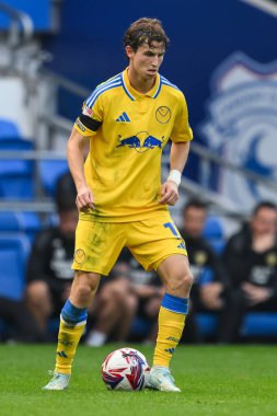 Leeds United takımından Brenden Aaronson, Cardiff City Stadyumu 'nda 21 Eylül 2024' te oynanan Cardiff City - Leeds United maçında maç yapıyor.