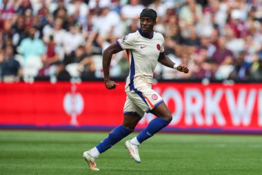 Premier League maçında Chelsea 'li Noni Madueke, West Ham United' a karşı Londra Stadyumu, Londra, İngiltere, 21 Eylül 2024