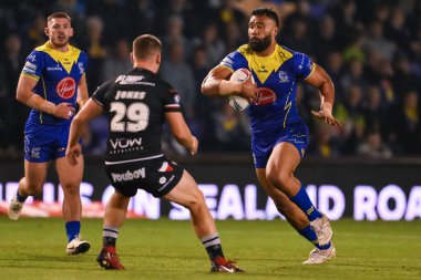 Warrington Wolves takımından Zane Musgrove, 27. Betfred Süper Lig Turu 'nda Warrington Wolves' a karşı Londra Broncos maçında 20 Eylül 2024 'te Halliwell Jones Stadyumu, Warrington' da maç yapıyor.