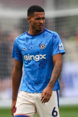 Chelsea 'den Levi Colwill Premier League karşılaşması öncesinde oynanan maç öncesi ısınma maçında West Ham United Chelsea' ye karşı Londra Stadyumu, Londra, İngiltere, 21 Eylül 2024