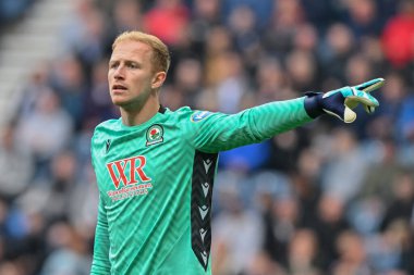 Blackburn Rovers takımından Aynsley Pears, 22 Eylül 2024 tarihinde İngiltere 'nin Deepdale kentinde oynanan Preston North End-Blackburn Rovers maçında...