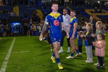 Warrington Wolves takımından John Bateman, 20 Eylül 2024 tarihinde Warrington, İngiltere 'deki Halliwell Jones Stadyumu' nda oynanan 27.