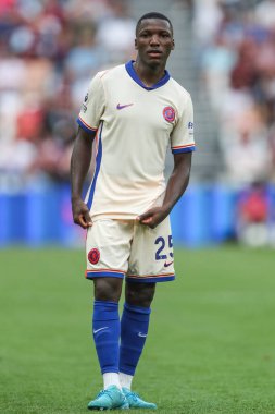 Premier League maçında Chelsea 'den Moiss Caicedo, West Ham United' a karşı Londra Stadyumu, Londra, İngiltere, 21 Eylül 2024