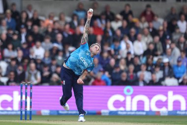 İngiltere 'den Brydon Carse, Headingley Cricket Ground, Leeds, Birleşik Krallık' ta, 21 Eylül 2024 tarihinde, 1.