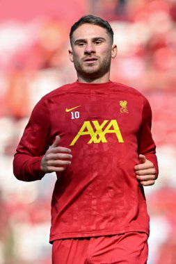 Liverpool 'dan Alexis Mac Allister, 21 Eylül 2024 tarihinde İngiltere' nin Liverpool kentinde oynanan Liverpool-Bournemouth maçı öncesinde ısınıyor.