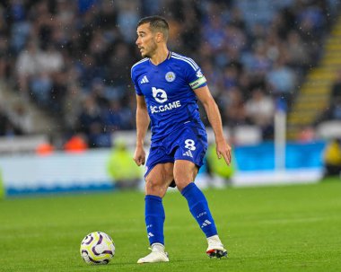 Harry WINKS (Leicester City) Premier League maçında topla birlikte Leicester City Everton 'a karşı King Power Stadyumu, Leicester, 21 Eylül 2024