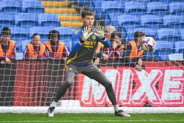 Leeds United takımından Illan Meslier, 21 Eylül 2024 'te Cardiff City Stadyumu' nda oynanan Cardiff City - Leeds United maçında Sky Bet Şampiyonası öncesi ısınma maçında...
