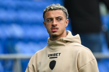 Leeds United takımından Ethan Ampadu, 21 Eylül 2024 'te Cardiff City, Cardiff City Stadyumu' nda oynanan Cardiff City - Leeds United maçından önce geldi.