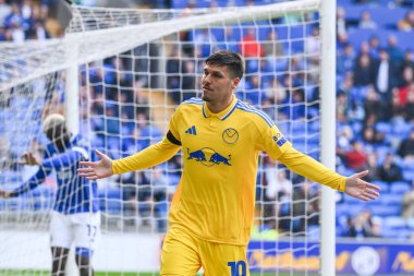 Leeds United takımından Jol Piroe, 21 Eylül 2024 'te Cardiff City, Cardiff City Stadyumu' nda oynanan Sky Bet Şampiyonası maçında 0-2 'lik galibiyetini kutluyor.