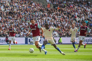 Chelsea 'li Nicolas Jackson Premier League maçında 21 Eylül 2024' te Londra 'daki Londra Stadyumu' nda West Ham United 'a karşı Chelsea maçında 0-2' lik skorla gol attı.