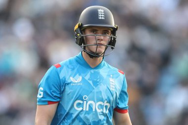 İngiltere 'den Jacob Bethell, Headingley Cricket Ground, Leeds, İngiltere 21 Eylül 2024' te 2. Metro Bank 1.