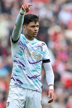 Bournemouth takımından Evanilson, 21 Eylül 2024 tarihinde İngiltere 'nin Liverpool kentinde oynanan Liverpool-Bournemouth maçında teknik direktörlük yaptı.