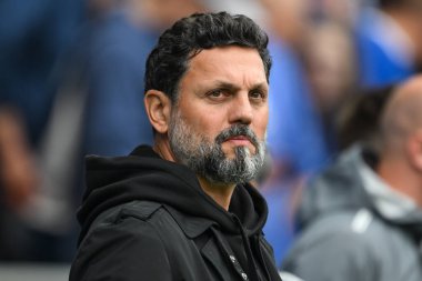 Cardiff City 'nin Erol Bulut Müdürü Cardiff City, Cardiff City Stadyumu' nda Cardiff City - Leeds United maçında 21 Eylül 2024