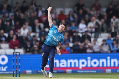 Matthew Potts of England delivers the ball during the Second Metro Bank One Day International England v Australia at Headingley Cricket Ground, Leeds, United Kingdom, 21st September 2024 clipart