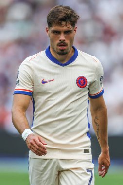 Premier League maçında Chelsea 'li Pedro Neto, West Ham United' a karşı Londra Stadyumu, Londra, İngiltere, 21 Eylül 2024