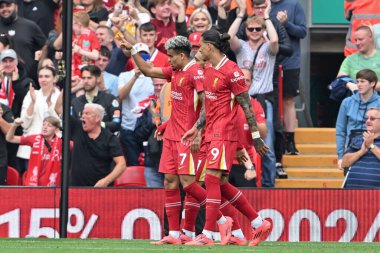 Liverpool 'dan Luis Daz, 21 Eylül 2024 tarihinde İngiltere' nin Liverpool kentinde oynanan Premier Lig karşılaşmasında Liverpool 'a karşı Bournemouth maçında 2-0 kazanma hedefini kutluyor.